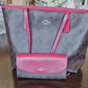 Coach purse set